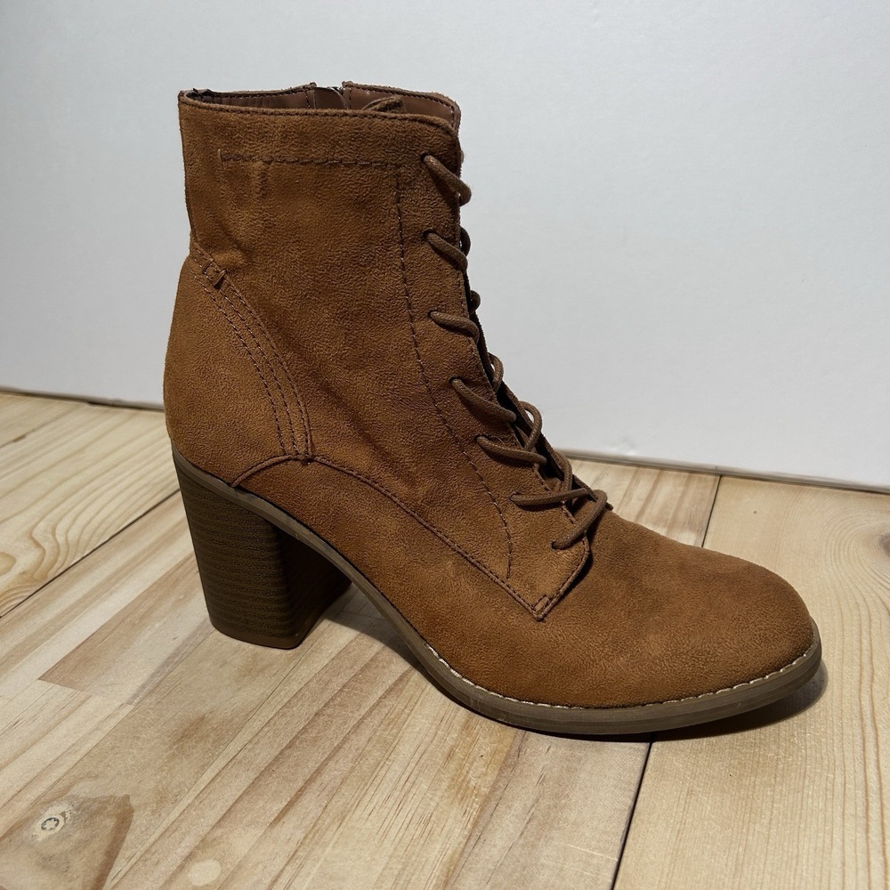 Indigo Rd. Fabre Lace Up Low Shaft Brown Boot‎ Size 9.5 M